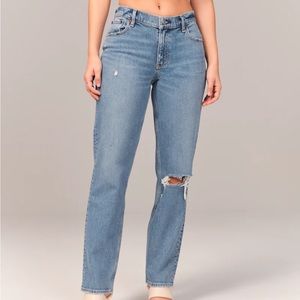 Abercrombie & Fitch women’s Jeans- The 90s Straight jean